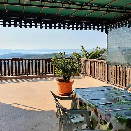 Mirella For 6 Persons Located In Istria Gradinje