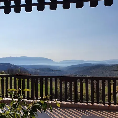 Mirella For 6 Persons Located In Istria Apartament Gradinje