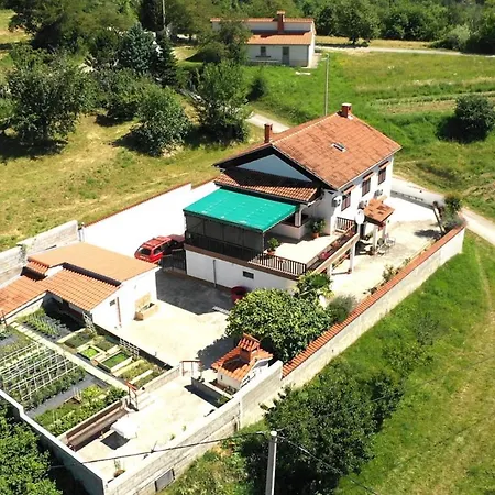 Mirella For 6 Persons Located In Istria *