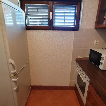 Διαμέρισμα Mirella For 6 Persons Located In Istria Gradinje