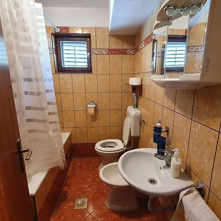 Mirella For 6 Persons Located In Istria * Gradinje